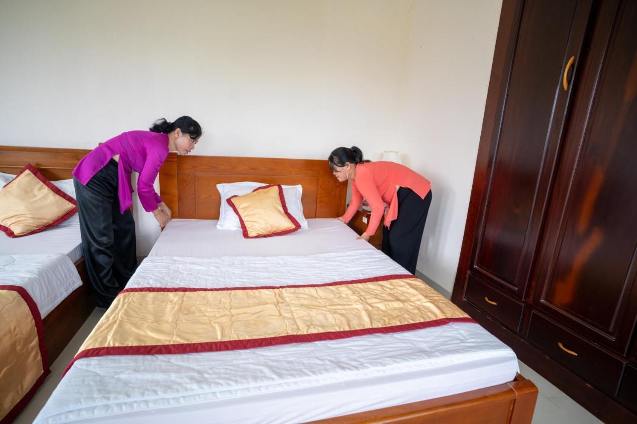 Khach San Bong Sen Hotel 2*