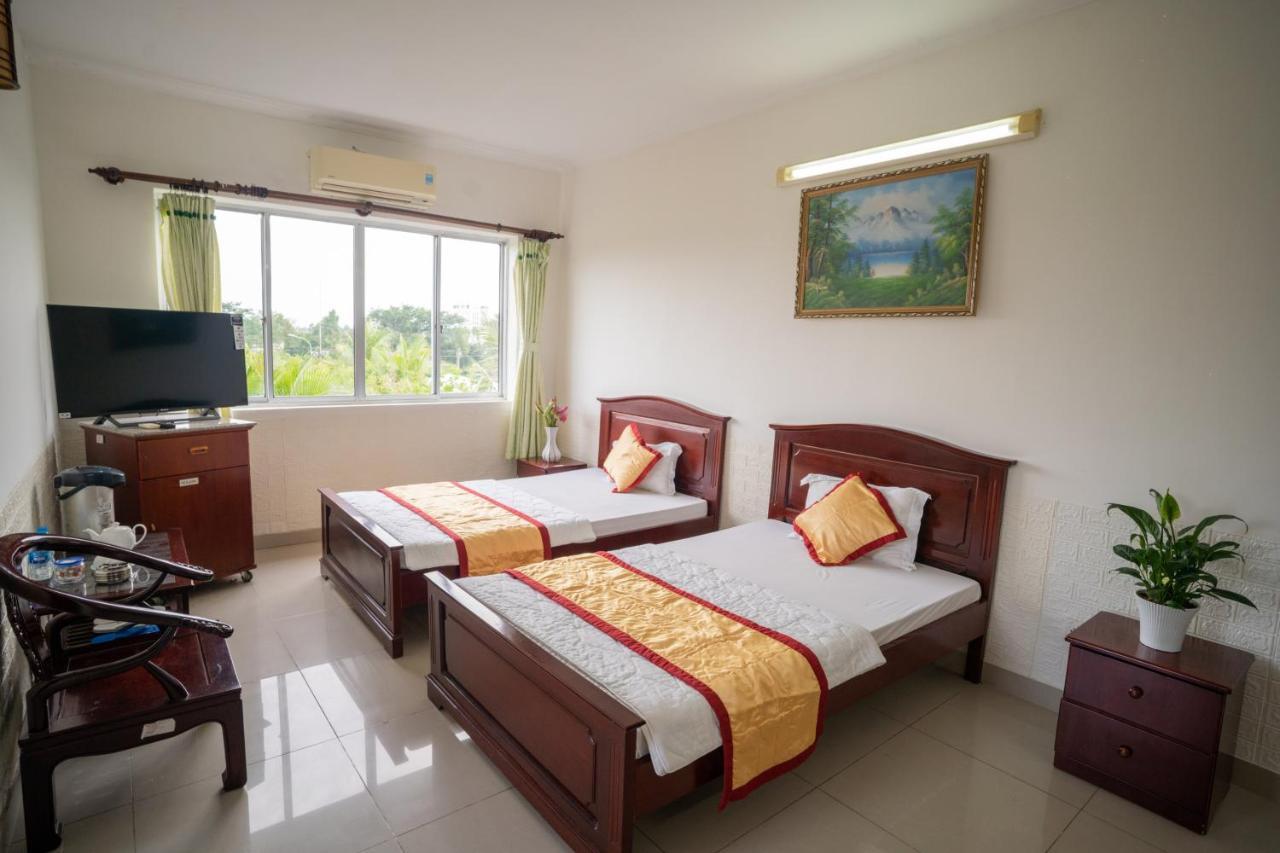 Hotel Khach San Bong Sen 2*